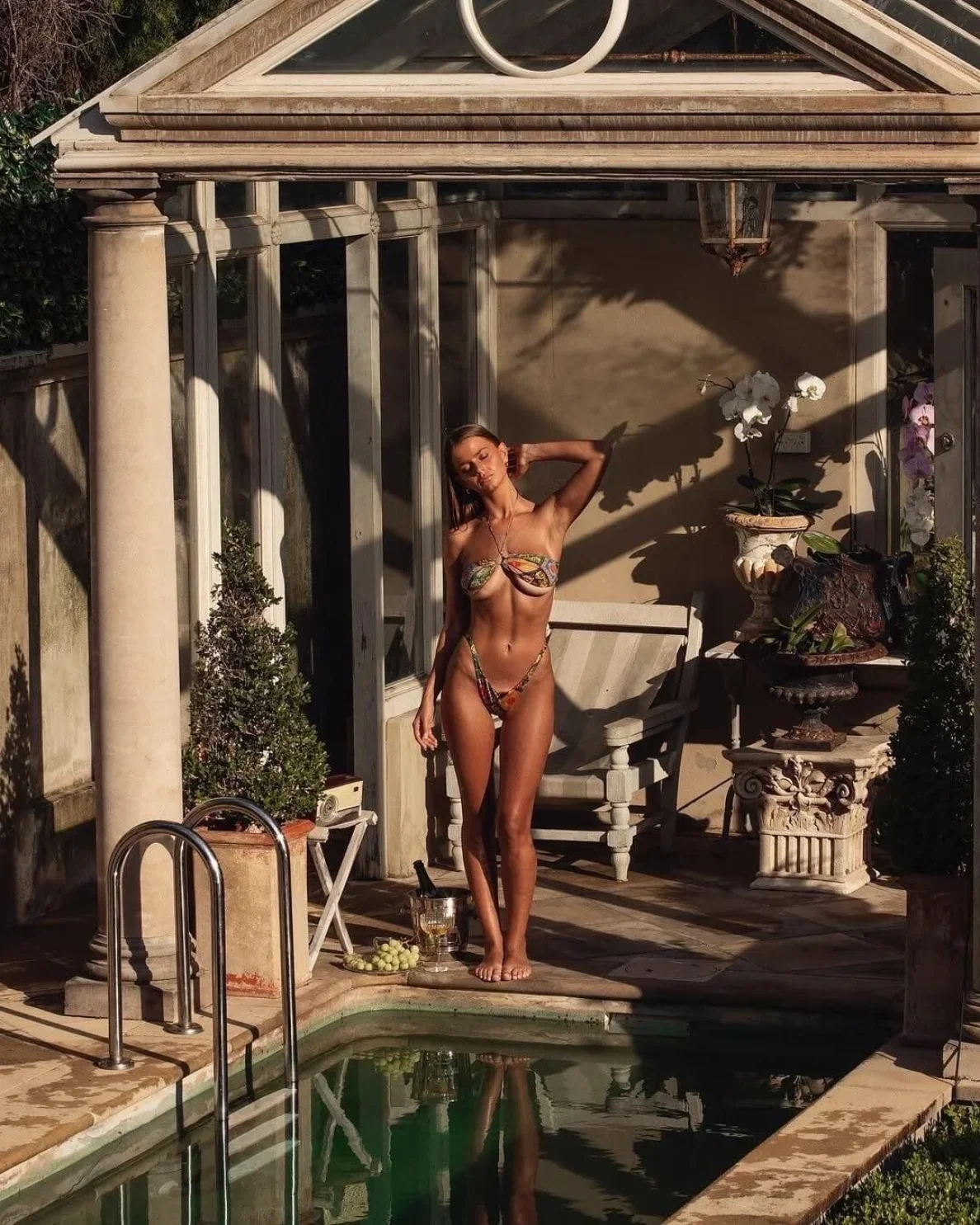 chloe campbell full naked