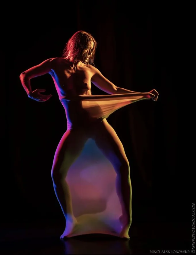 elizabethexpresses full body