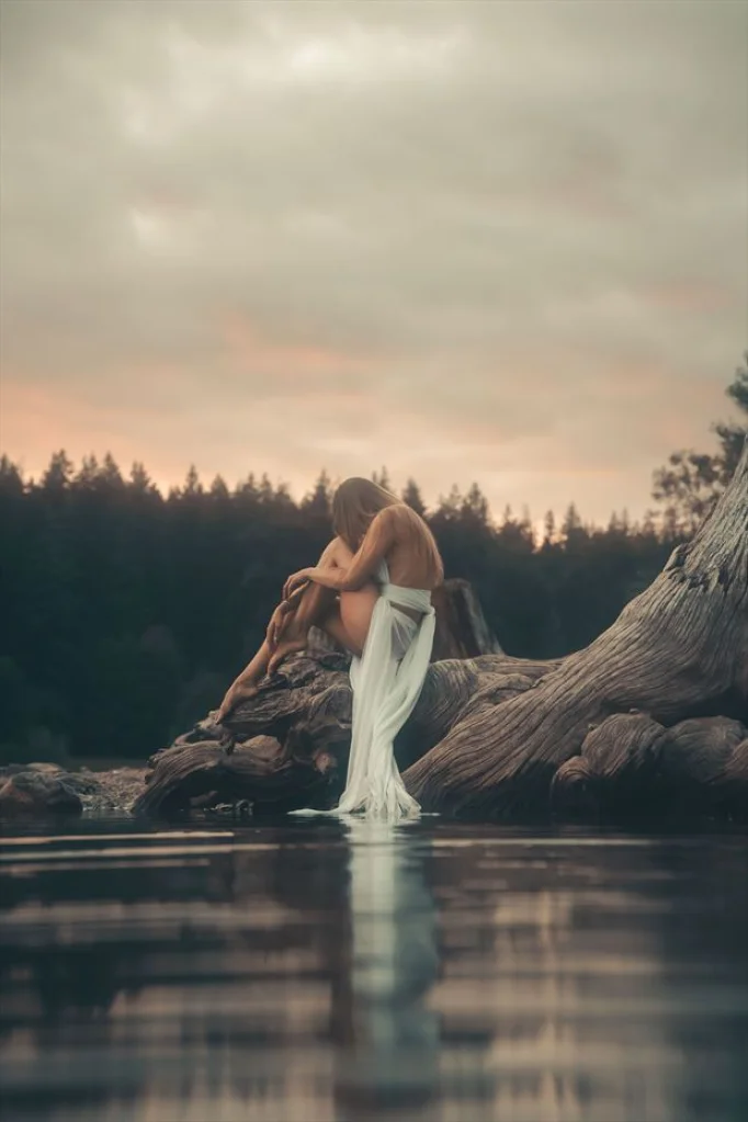 elizabethexpresses instagram outdoor nude