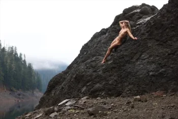 elizabethexpresses naked