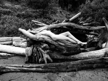 mighty earthling full nude