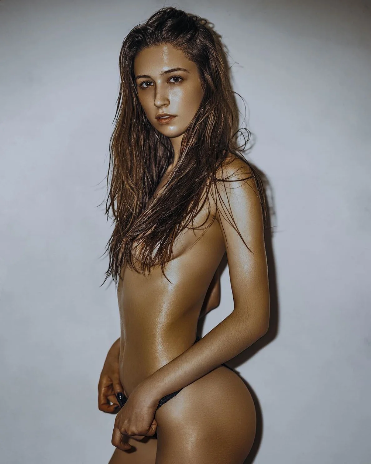 elsie full naked