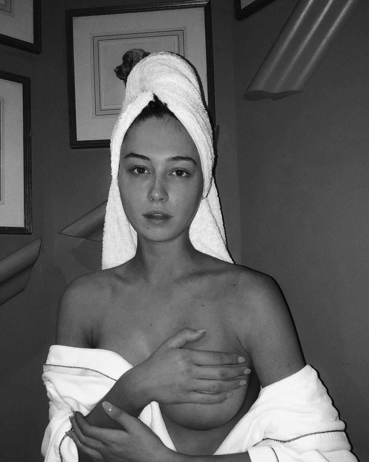 elsiehewitt naked