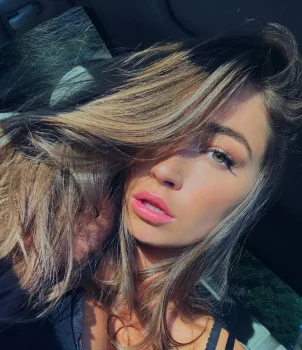 elsiehewitt photos
