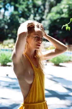 elysetaylor naked
