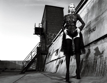 lara stone photosets