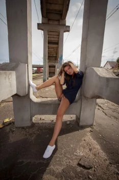 realjuliazu cameltoe