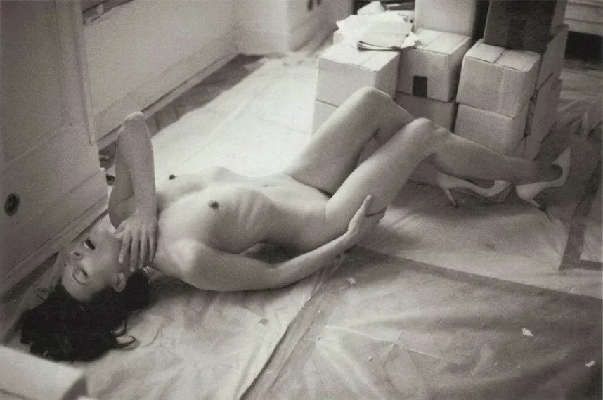 milla jovovich nude photo