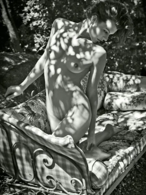 milla jovovich nude photos