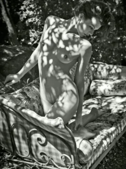 milla jovovich nude photos