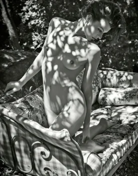 milla jovovich nude