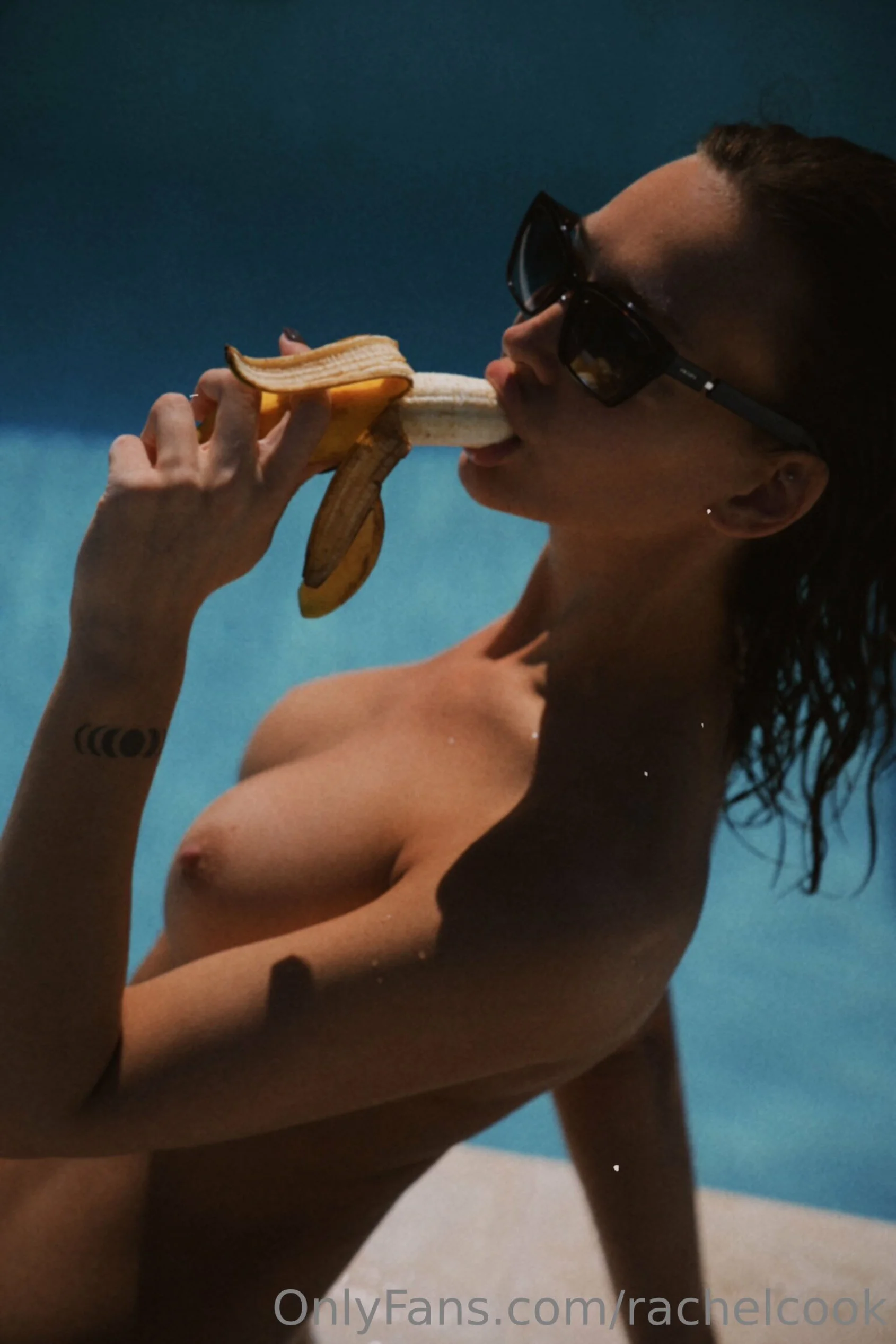 rachelck nude photo