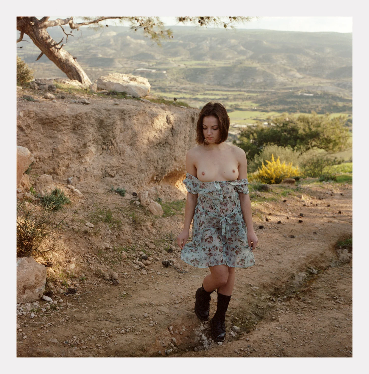 sophielasageofficial ass