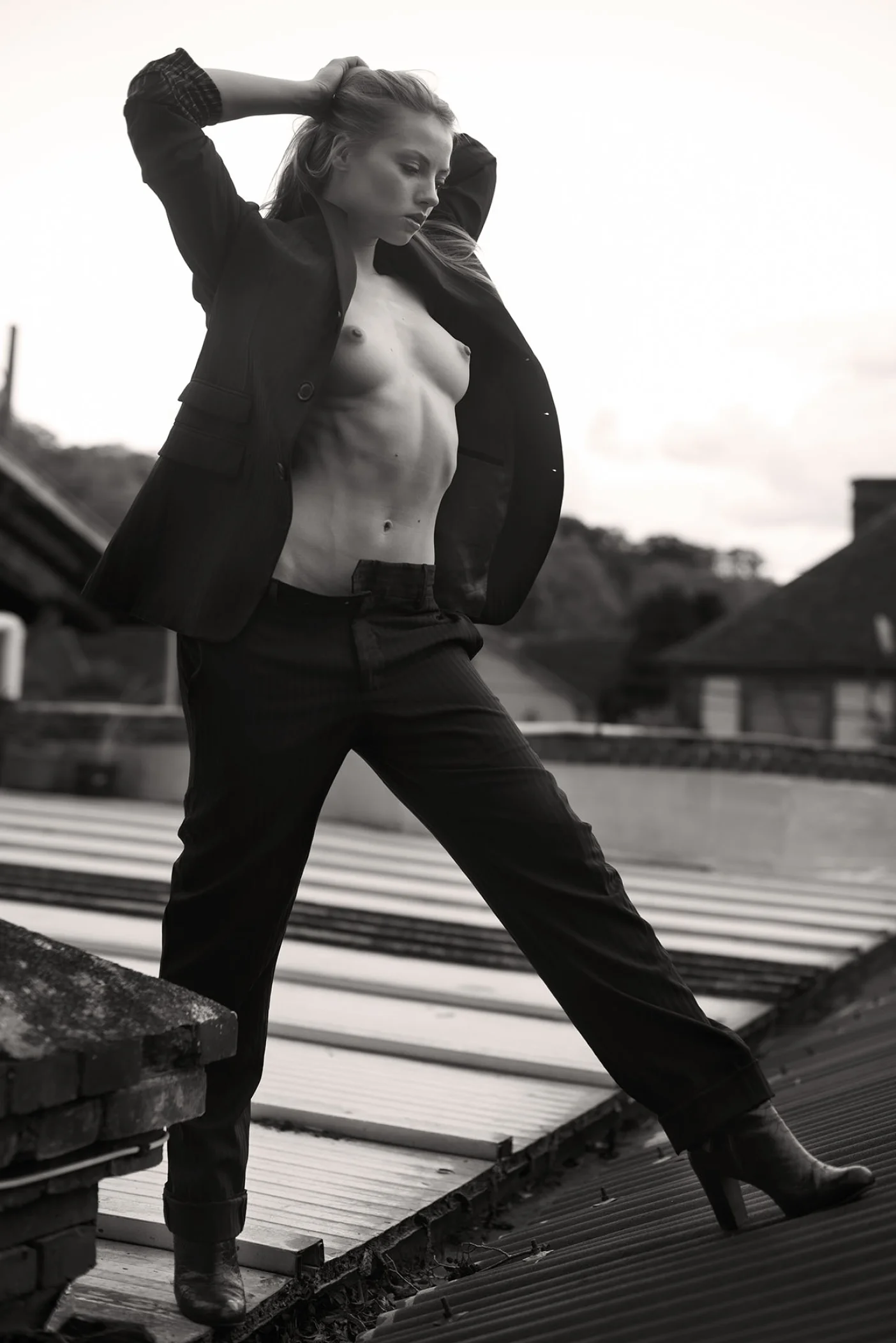 sophielasageofficial tits