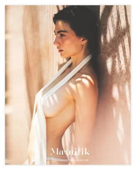 pamela vasconcelos outdoor nude