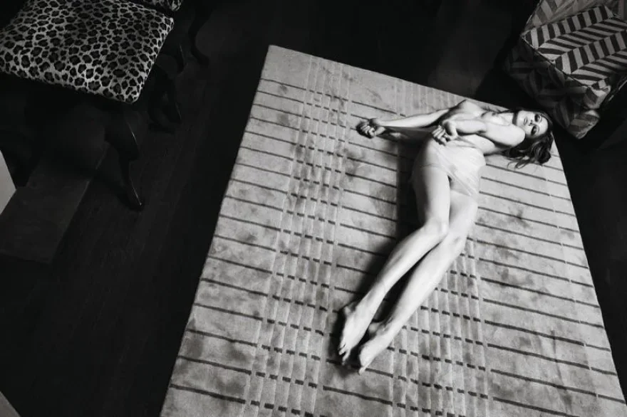 raquel zimmermann flashing
