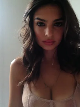 instagram emrata nude