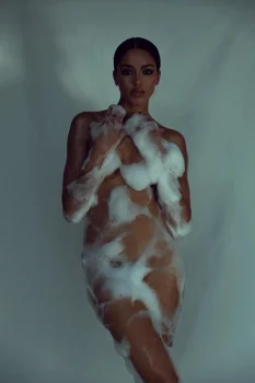 karenjoigny instagram nude photos