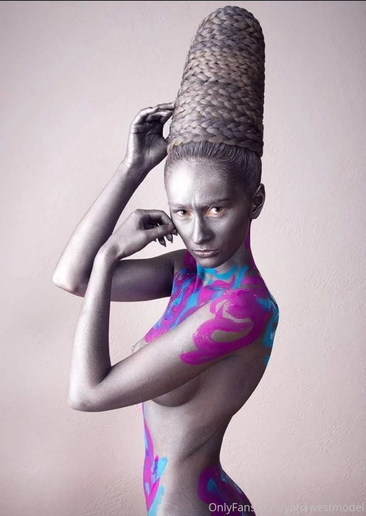 yanawestmodel full body