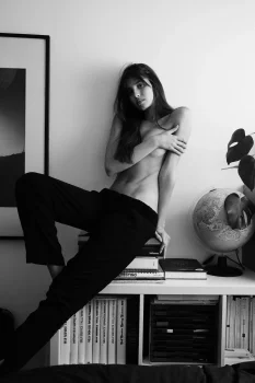 Ana León — gallery cover
