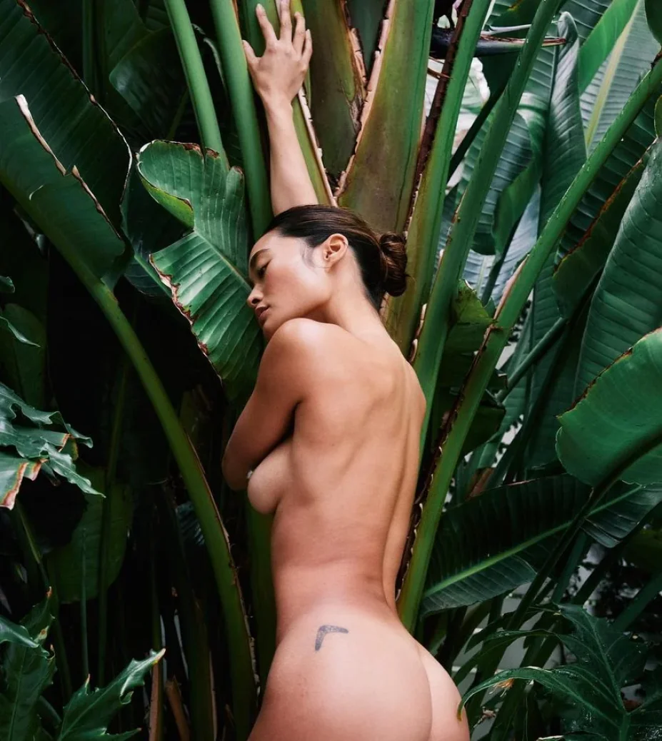 jarah mariano lingerie