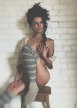 alice greczyn naked