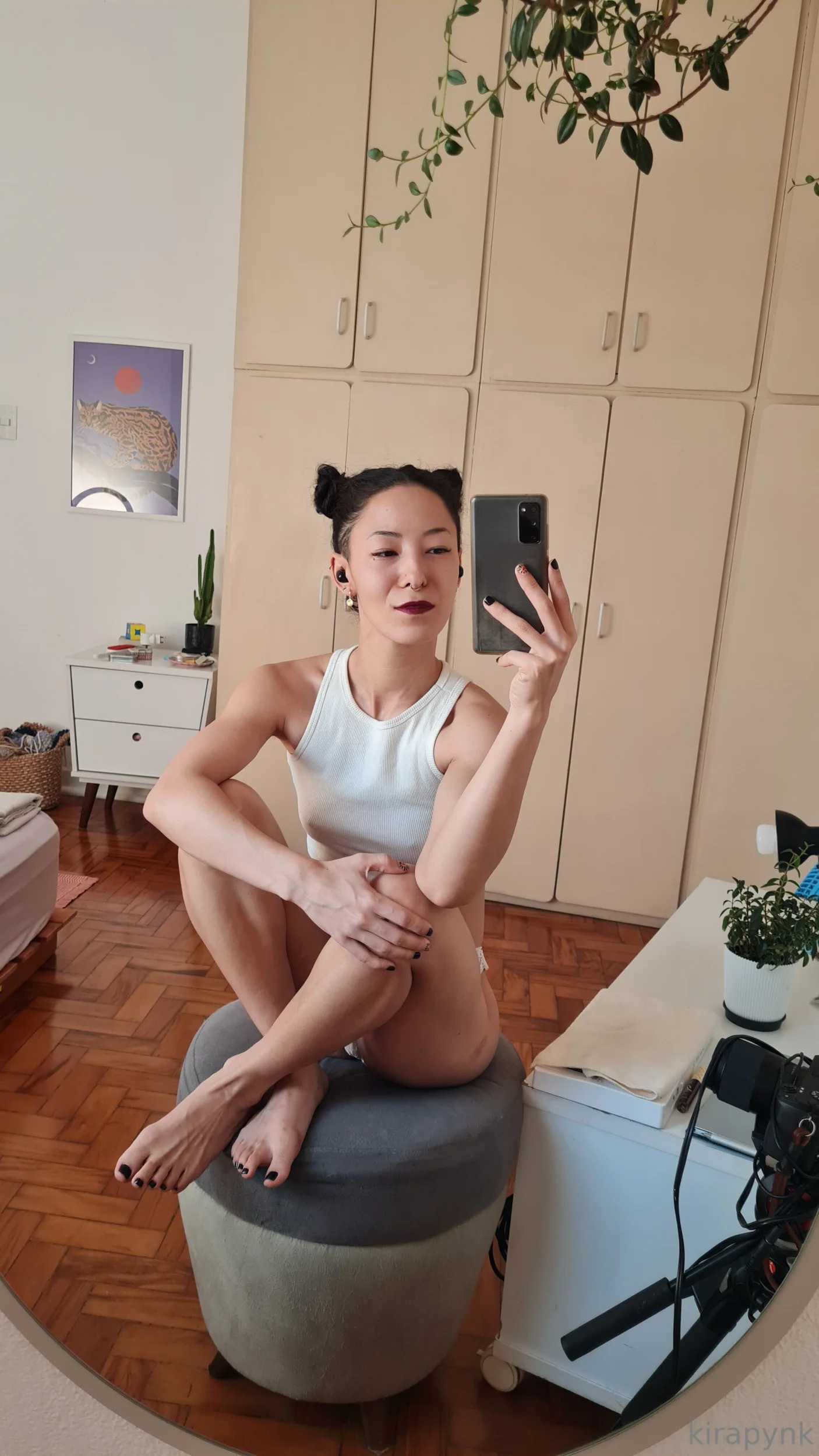 kirapynk manyvids nude photo