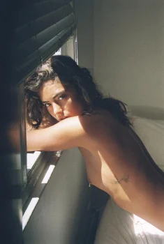 Vanessa Moe — gallery cover