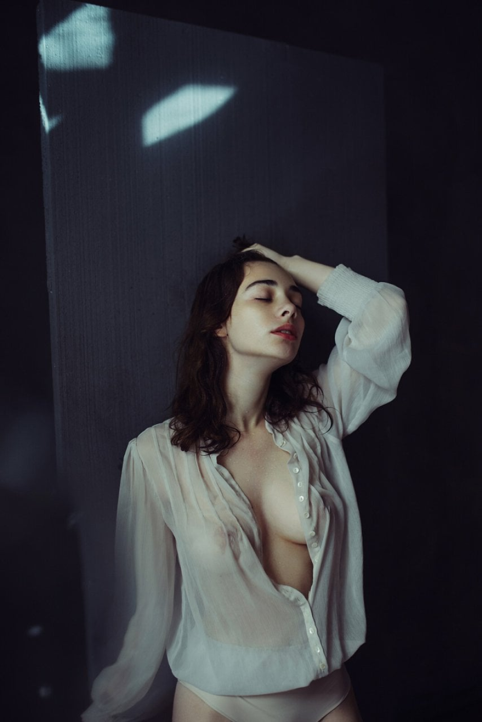 pauline korzun flashing