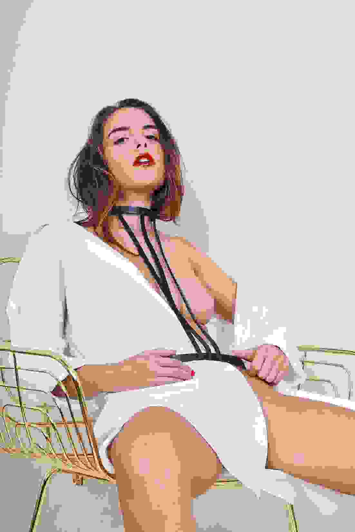 rebecca bagnol flashing