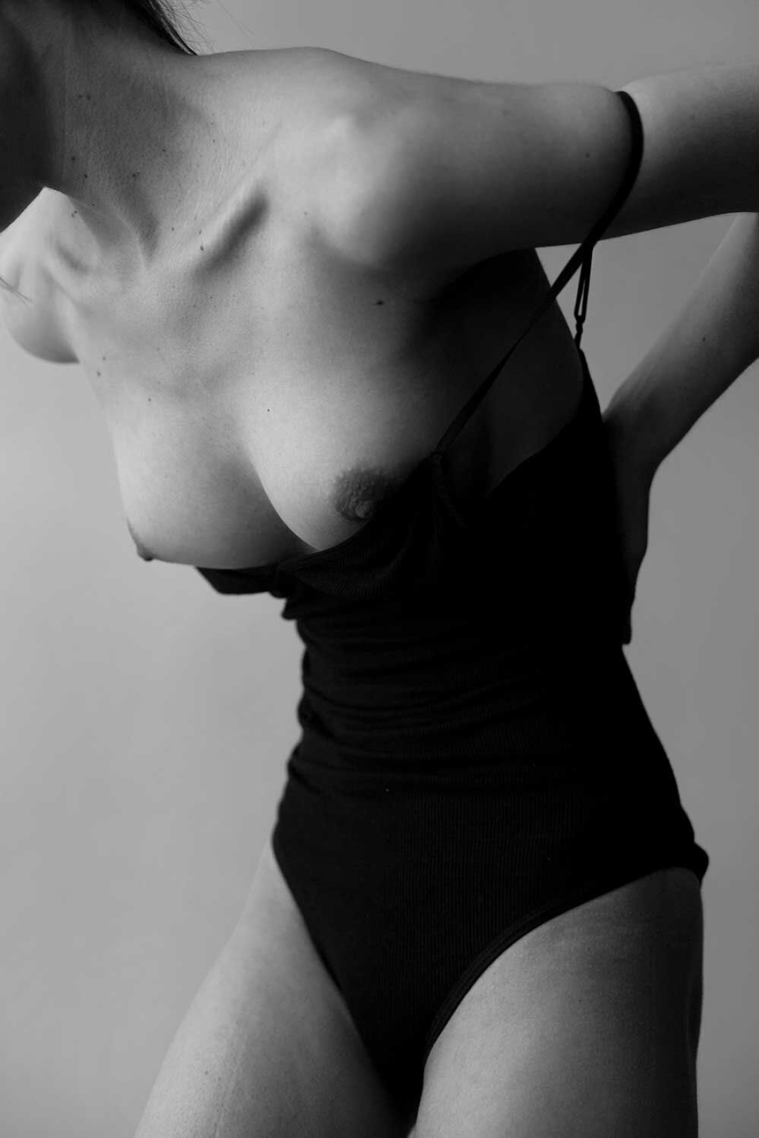 rebecca bagnol tits