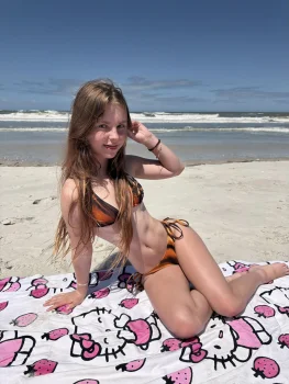 sammi naked