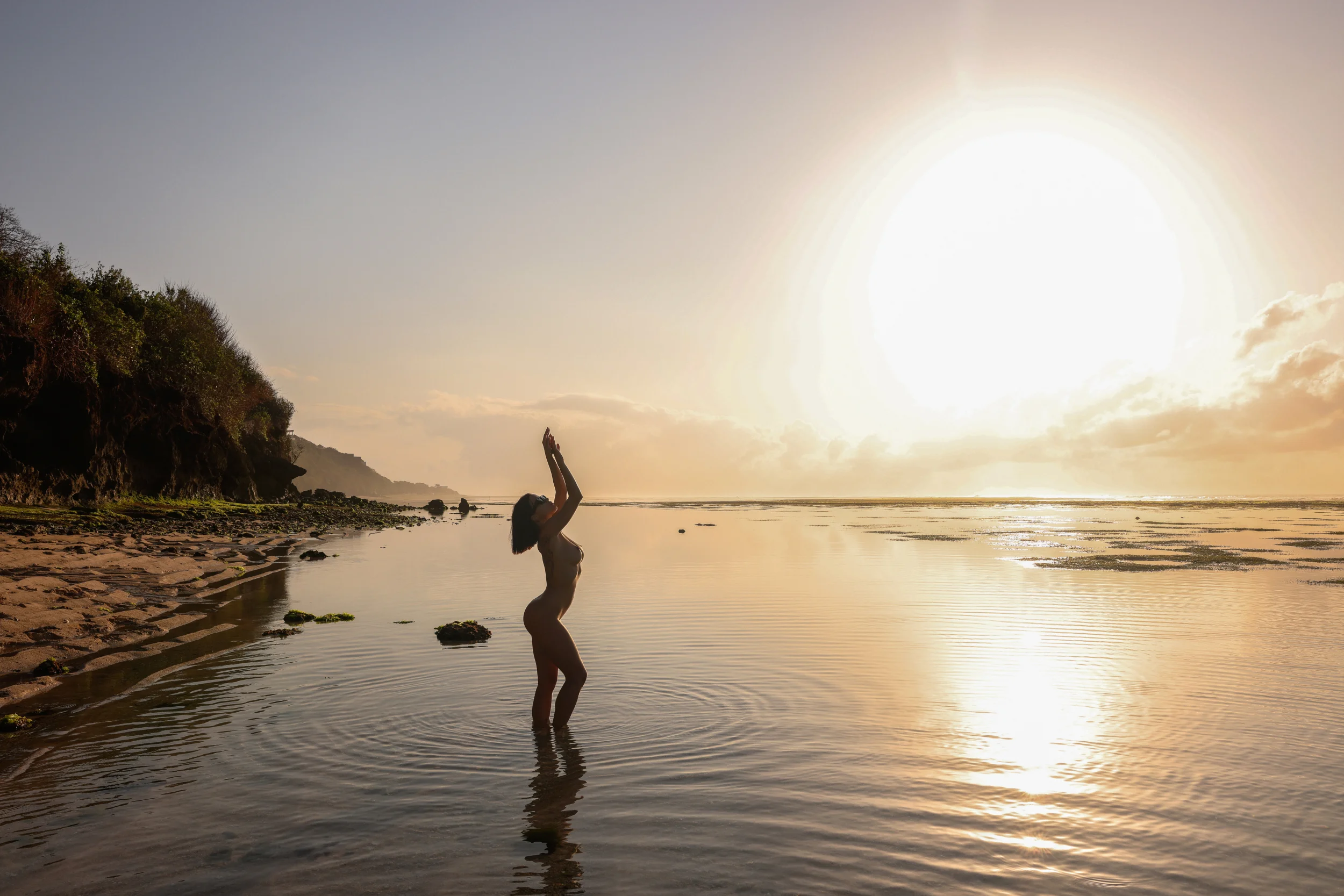 nikolova y naked