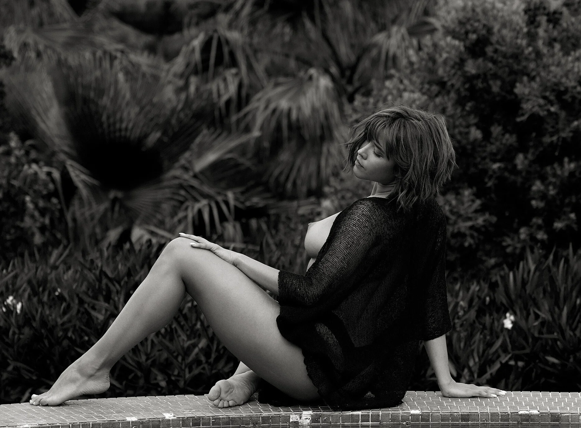 nikolova y instagram outdoor nude
