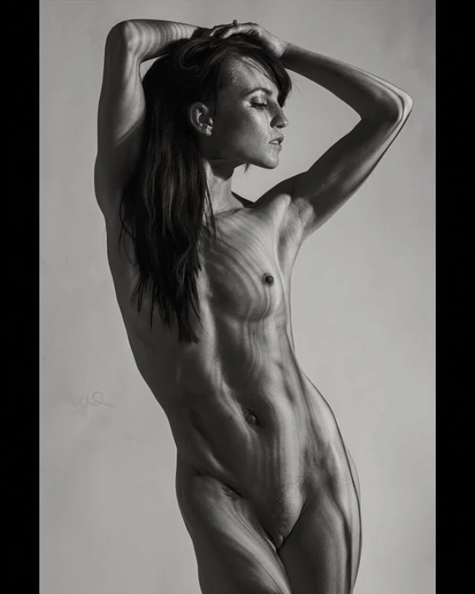 jessapetersartmodel instagram nude