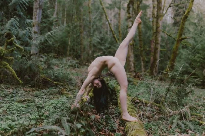 instagram outlawelle cameltoe