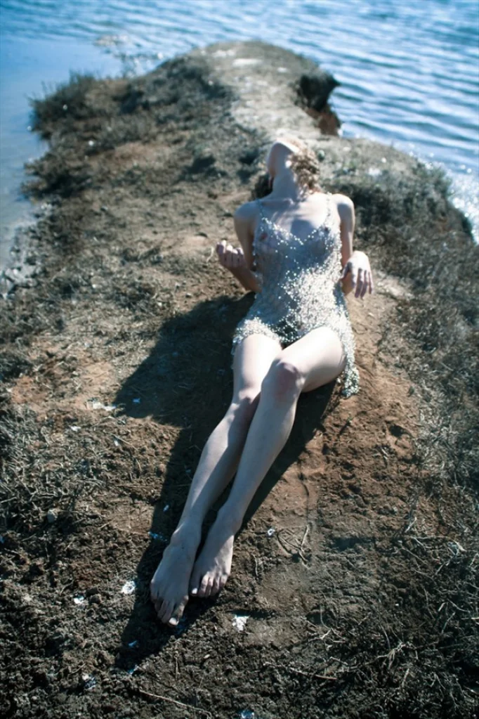 mauvaisartmodel instagram nude