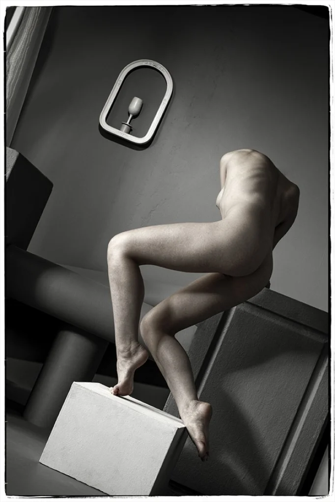melancholic model cameltoe