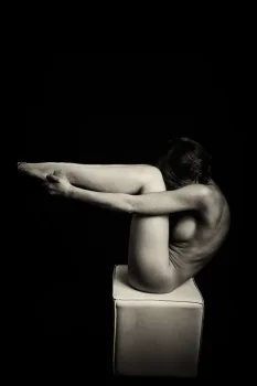 patreon melancholic outdoor nude