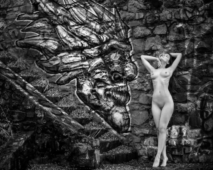faemuirina full nude