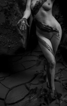 modelsociety nymfaea cameltoe