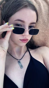 Amelia April ? latest upload