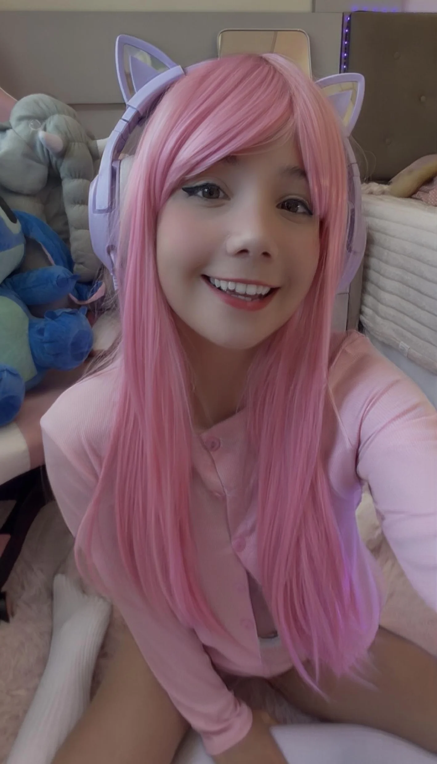 ava waifu ciplak