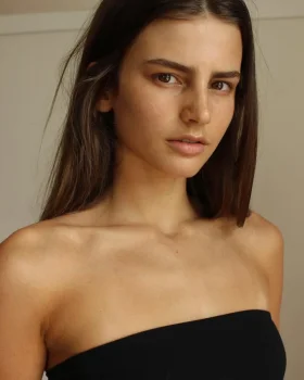 Ella Sloane — photo 2