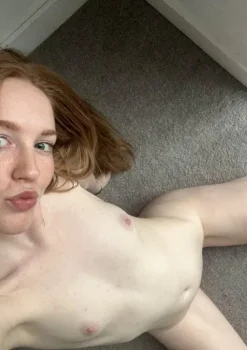 lilyoneill onlyfans flashing