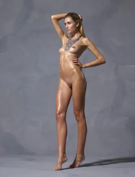 mathilde guinet fleur nude
