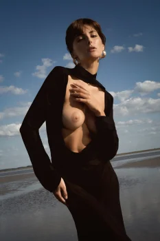 Clémence Navarro ? latest upload