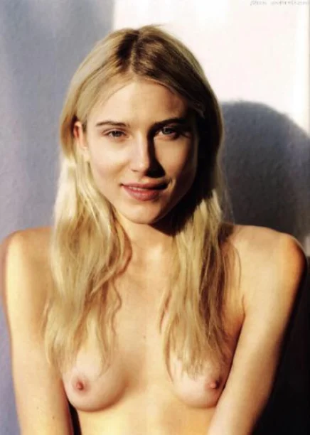 dree hemingway ciplak