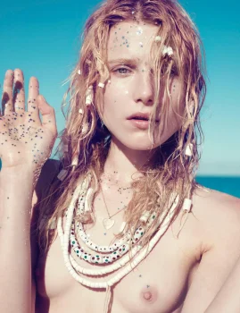Dree Hemingway — profile