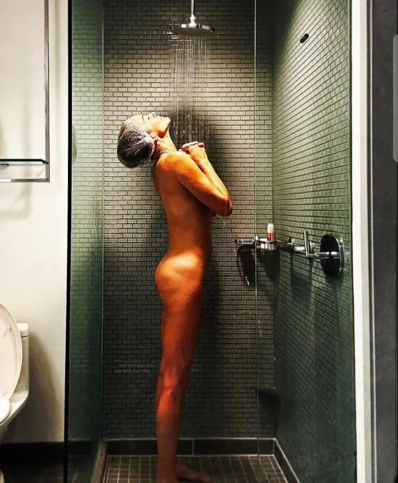 tricia helfer pussy